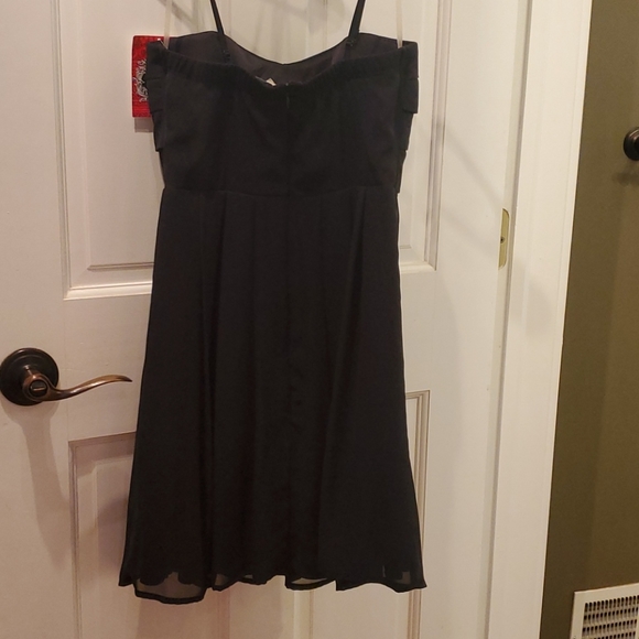 Little black dress (NWT) - Picture 3 of 3